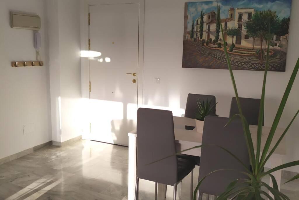 Ferienwohnung Playa Escollera Estepona Exterior foto